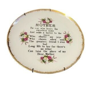 Vintage From Gifts Around The World Collector Plate, MOTHER 7 1/4" Diameter